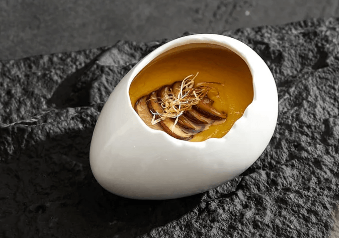 Ceramic Bowl - Egg Shell Shape - Vintage & Trendy