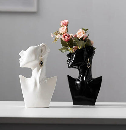 Elegance in Profile Ceramic Vase - Vintage & Trendy