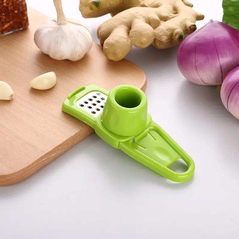 Mini Garlic Grinder - Eco-Friendly Kitchen Gadget - Vintage & Trendy