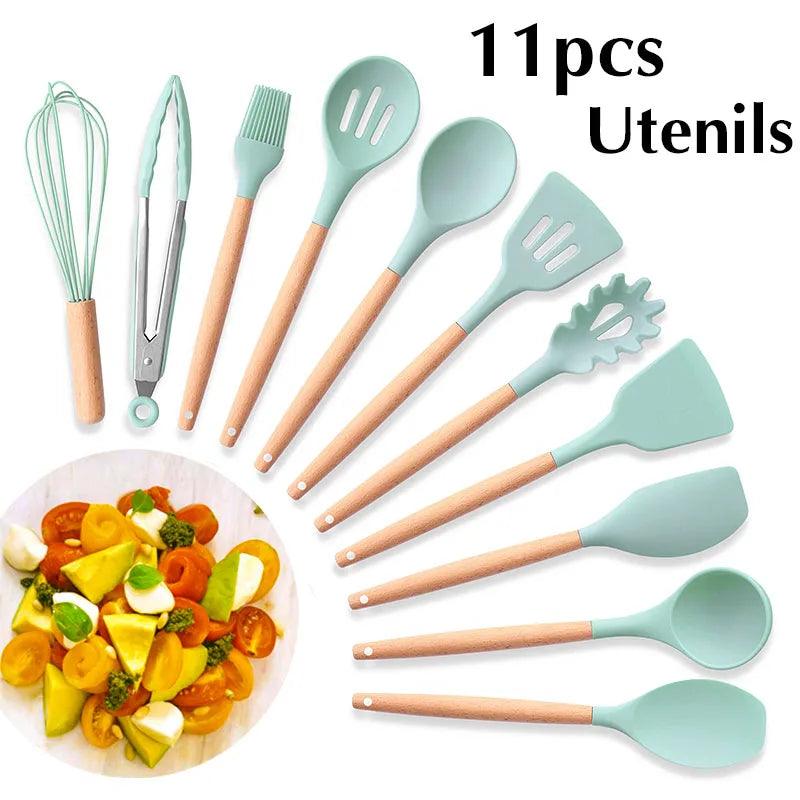 New Silicone Cooking Utensils Set with Beech Handle - Vintage & Trendy