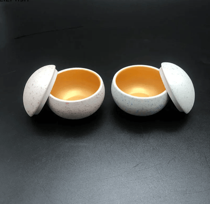 Ceramic Bowl with Lid - Vintage & Trendy